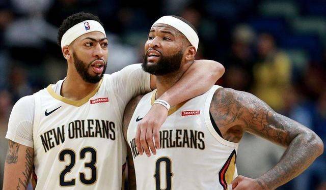  浓眉哥伤愈回归湖人内线制霸战胜开拓者