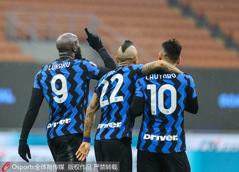  斯佩齐亚绝境逢生，恩佐拉补时头槌破门  